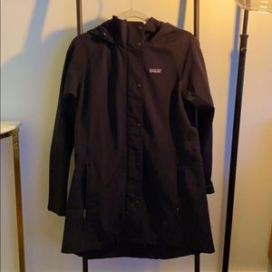 Patagonia Water Resistant Shell size M